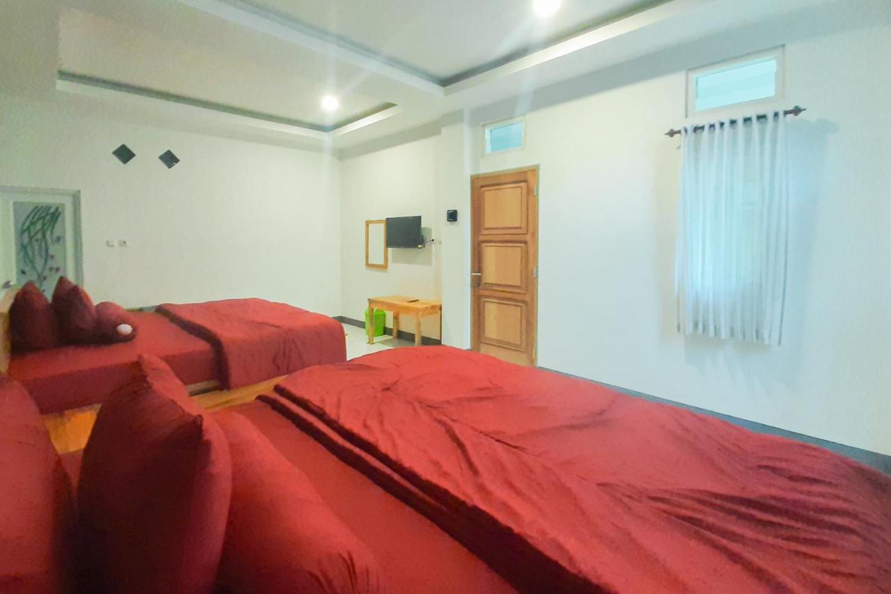 פסורואן Delvia Bromo Homestay Mitra Reddoorz מראה חיצוני תמונה