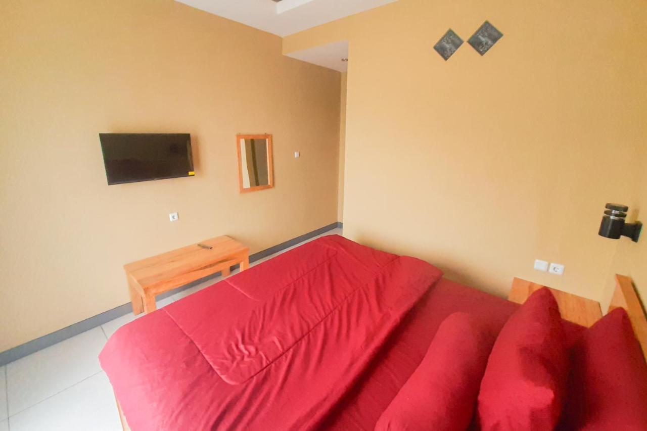 פסורואן Delvia Bromo Homestay Mitra Reddoorz מראה חיצוני תמונה